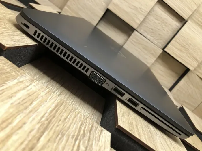 Ноутбук Б-клас HP EliteBook 840 G2 / 14" (1600x900) TN / Intel Core i5-5300U (2 (4) ядра по 2.3 - 2.9 GHz) / 8 GB DDR3 / 250 GB SSD / Intel HD Graphics 5500 / WebCam б/в - зображення 6