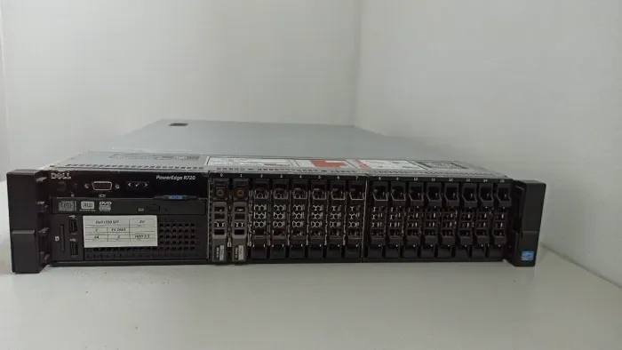 Сервер Dell PowerEdge R720 2U Rack / 2x Intel Xeon E5-2643 (4 (8) ядра по 3.3 - 3.5 GHz) / 256 GB DDR3 / 2x 450 GB SAS / iRMC S3 Graphics / Два блоки живлення 750W б/в - зображення 2