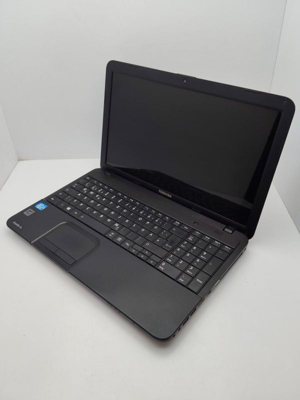 Ноутбук Toshiba Satellite C850 / 15.6" (1366x768) TN / Intel Core i5-3230M (2 (4) ядра по 2.6 - 3.2 GHz) / 6 GB DDR3 / 320 GB HDD / Intel HD Graphics 4000 / WebCam б/в - зображення 5