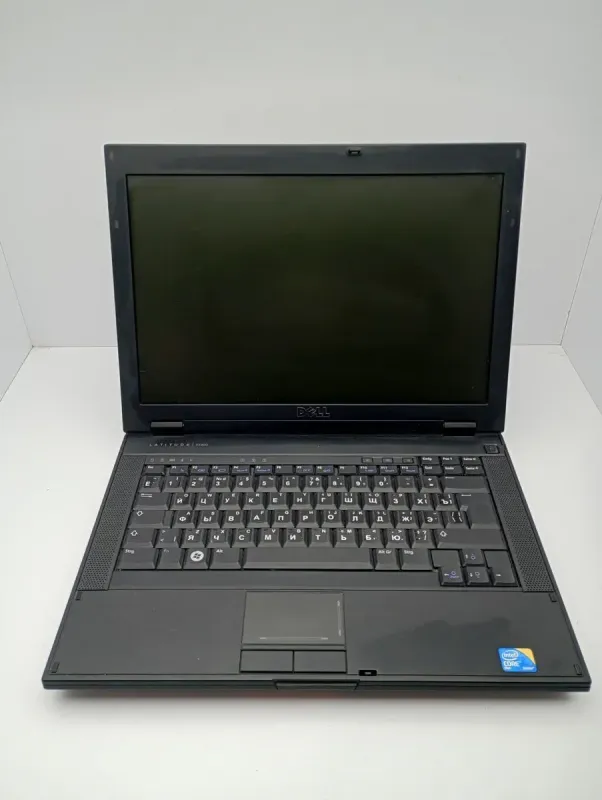 Ноутбук Dell Latitude E5400 / 14.1" (1280x800) TN / Intel Core 2 Duo P8700 (2 ядра по 2.53 GHz) / 4 GB DDR2 / 250 GB HDD / nVidia GeForce 9300M GS, 256 MB GDDR2, 64-bit  б/в - зображення 2
