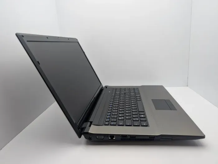 Ноутбук Terra Mobile 1712 / 17.3" (1600x900) TN / Intel Celeron 1037U (2 ядра по 1.8 GHz) / 6 GB DDR3 / 1000 GB HDD / Intel HD Graphics 2500 / WebCam б/в - зображення 5