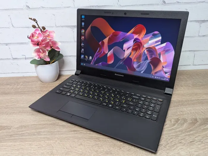 Ноутбук Б-клас Lenovo IdeaPad B50-30 / 15.6" (1366x768) TN / Intel Celeron N2840 (2 ядра по 2.16 - 2.58 GHz) / 8 GB DDR3 / 256 GB SSD / Intel HD Graphics / WebCam б/в - зображення 3