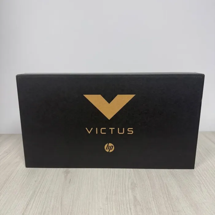 Ігровий ноутбук HP Victus 15-fa2787nr / 15,6" (1920x1080) IPS / Intel Core i7-13620H (10 (16) ядер по 2,4 - 4,9 ГГц) / 16 ГБ DDR5 / 512 ГБ SSD / nVidia GeForce RTX 5060, 8 ГБ GDDR7, 128-біт / WebCam - зображення 3