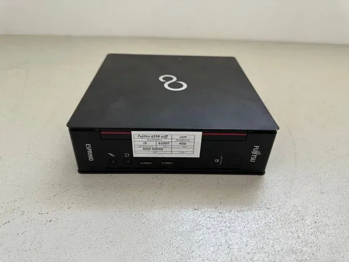 Неттоп Fujitsu Esprimo Q556 Desktop / Intel Core i3-6100T (2 (4) ядра по 3.2 GHz) / 8 GB DDR4 / 120 GB SSD / Intel HD Graphics 530 / DisplayPort / Блок живлення в комплекті б/в - зображення 2