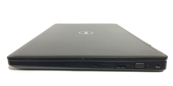 Мобільна робоча станція Б-клас Dell Precision 3520 / 15.6" (1920x1080) IPS / Intel Core i7-6820HQ (4 (8) ядра по 2.7 - 3.6 GHz) / 16 GB DDR4 / 256 GB SSD / nVidia Quadro M620, 2 GB GDDR5, 128-bit / WebCam / Win 10 Pro б/в - зображення 5