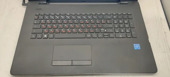 Ноутбук Б-клас HP 17-bs520ng / 17.3" (1600x900) SVA / Intel Celeron N3060 (2 ядра по 1.6 - 2.48 GHz) / 4 GB DDR3 / 120 GB SSD / Intel HD Graphics 400 / WebCam б/в - зображення 3