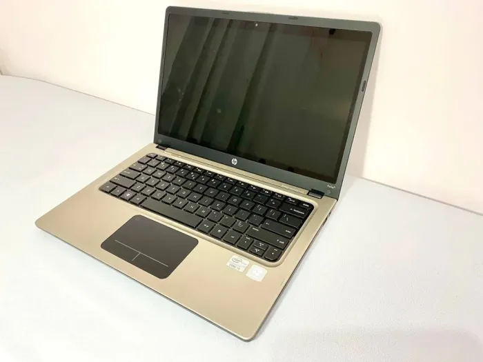 Ультрабук Б-клас HP Folio 13-2000 / 13.3" (1366x768) TN / Intel Core i5-2467M (2 (4) ядра по 1.6 - 2.3 GHz) / 8 GB DDR3 / 128 GB SSD / Intel HD Graphics 3000 / WebCam б/в - зображення 5