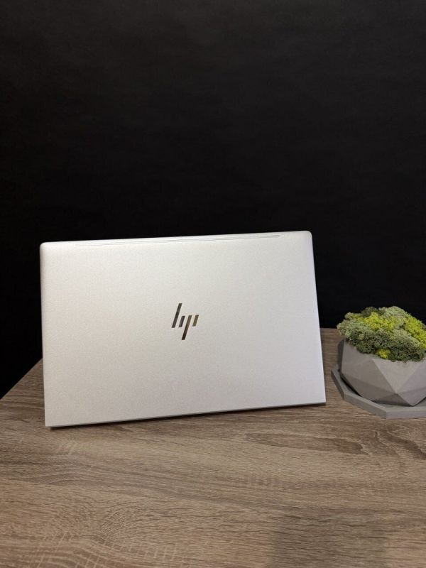 Ультрабук HP EliteBook 650 G9 / 15.6" (1920x1080) IPS / Intel Core i5-1245U (10 (12) ядер 3.3 - 4.4 GHz) / 16 GB DDR4 / 512 GB SSD / Intel Iris Xe Graphics / WebCam / Win 11 б/в - зображення 3