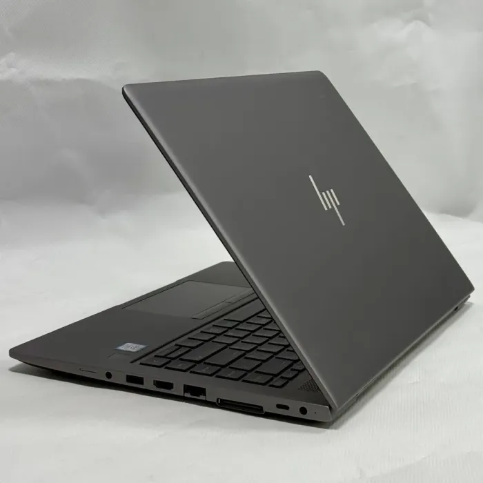 Мобільна робоча станція HP ZBook 14u G5 / 14" (1920x1080) IPS / Intel Core i7-8565U (4 (8) ядра по 1.8 - 4.6 GHz) / 16 GB DDR4 / 512 GB SSD / Intel UHD Graphics / WebCam / Windows 10 Pro б/в - зображення 8