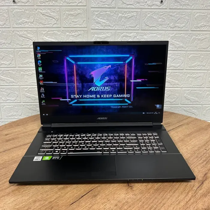 Ігровий ноутбук Б-клас Gigabyte Aorus 7 KB / 17.3" (1920x1080) IPS / Intel Core i7-10750H (6 (12) ядер по 2.6 - 5.0 GHz) / 16 GB DDR4 / 512 GB SSD / nVidia GeForce RTX 2060, 6 GB GDDR6, 192-bit / WebCam б/в - зображення 2