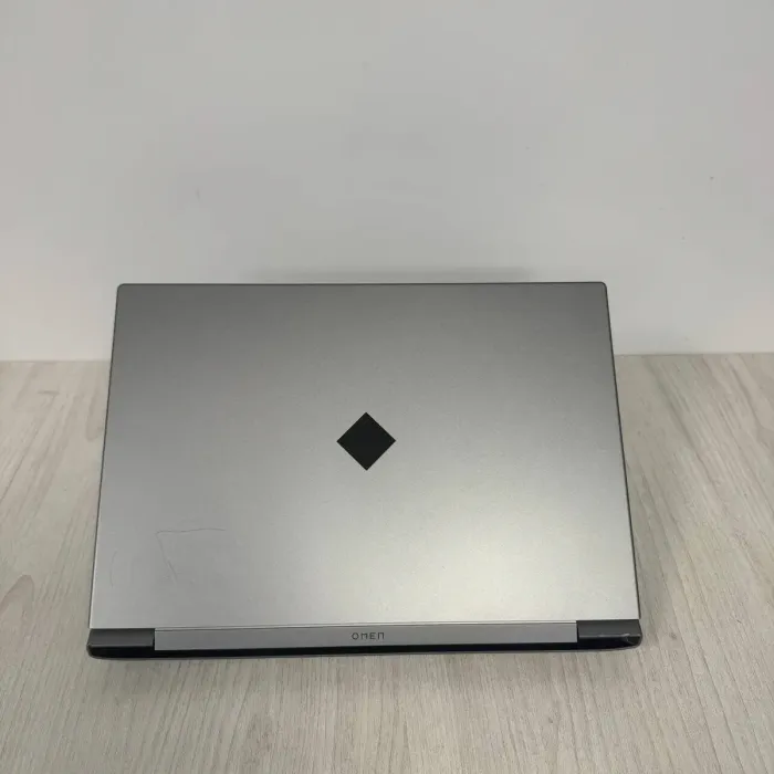 Ігровий ноутбук HP Omen 16-ae0001nr / 16.1" (1920x1080) IPS / Intel Core i7-14700HX (20 (28) ядер по 1,5 - 5,5 ГГц) / 16 ГБ DDR5 / 512 ГБ SSD / nVidia GeForce RTX 4070, 8 ГБ GDDR6, 128-bit / WebCam б/в - зображення 8