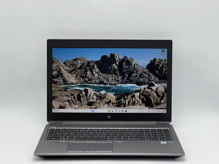 Мобільна робоча станція HP ZBook 15 G5 / 15.6" (1920x1080) IPS / Intel Core i7-8850H (6 (12) ядер по 2.6 - 4.3 GHz) / 32 GB DDR4 / 480 GB SSD / nVidia Quadro P2000, 4 GB GDDR5, 128-bit / WebCam б/в - зображення 2