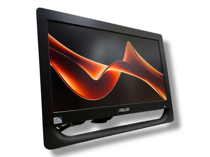 Моноблок Asus ET2013IUKI / 20" (1600x900) TN / Intel Core i3-3240 (2 (4) ядра по 3.4 GHz) / 8 GB DDR3 / 500 GB HDD / Intel HD Graphics 2500 / WebCam б/в - зображення 2