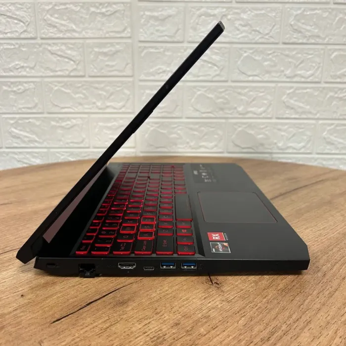 Ігровий ноутбук Acer Nitro 5 AN515-43 / 15.6" (1920x1080) IPS / AMD Ryzen 5 3550H (4 (8) ядра по 2.1 - 3.7 GHz) / 8 GB DDR4 / 256 GB SSD / AMD Radeon RX 560X, 4 GB GDDR5, 128-bit / WebCam б/в - зображення 4