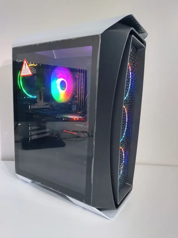 Ігровий ПК AeroCool Aero One Frost Tower / Intel Core i7-7700 (4 (8) ядер 3,6 - 4,2 ГГц) / 32 ГБ DDR4 / 512 ГБ SSD M.2 + 1000 ГБ HDD / AMD Radeon RX 5700 XT, 8 ГБ GDDR6, 256-біт / 650 Вт б/в - зображення 4