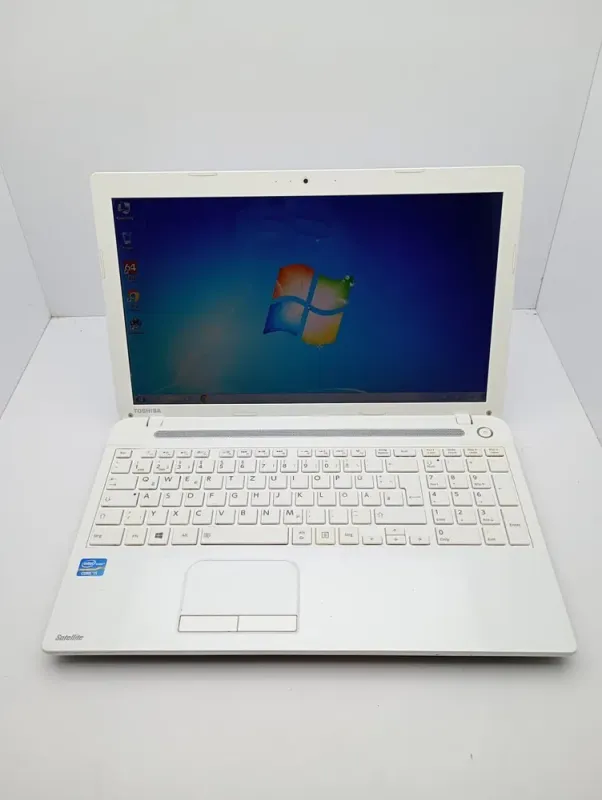 Ноутбук Toshiba C55 / 15.6" (1366x768) TN / Intel Core i5-3230M (2 (4) ядра по 2.6 - 3.2 GHz) / 6 GB DDR3 / 500 GB HDD / Intel HD Graphics 3000 / WebCam б/в - зображення 7