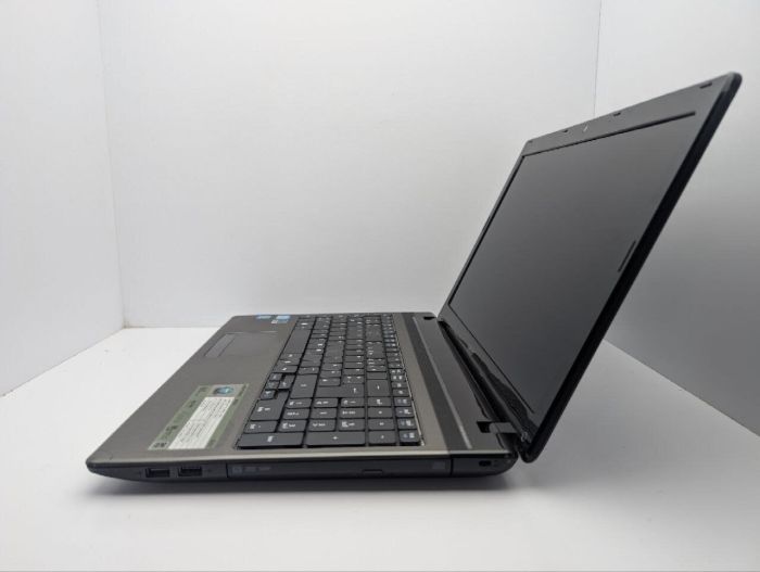 Ноутбук Acer Aspire 5750G / 15.6" (1366x768) TN / Intel Core i5-2430M (2 (4) ядра по 2.4 - 3.0 GHz) / 8 GB DDR3 / 750 GB HDD / nVidia GeForce GT 520M, 1 GB GDDR3, 64-bit / WebCam / DVD-ROM б/в - изображение 5