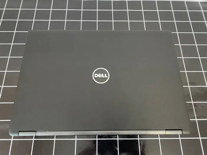 Ноутбук Б-клас Dell Latitude 5480 / 14" (1920x1080) IPS / Intel Core i5-6300U (2 (4) ядра по 2.4 - 3.0 GHz) / 8 GB DDR4 / 256 GB SSD / Intel HD Graphics 520 / WebCam / HDMI б/в - зображення 9