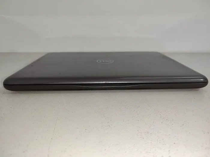 Ноутбук Б-клас Dell Latitude 3380 / 13.3" (1366x768) TN / Intel Core i3-6006U (2 (4) ядра по 2 GHz) / 8 GB DDR4 / 128 GB SSD / Intel HD Graphics 520 / WebCam / HDMI б/в - зображення 6