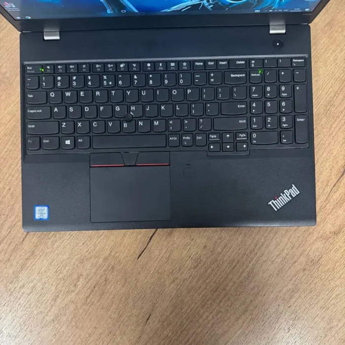 Мобільна робоча станція Б-клас Lenovo ThinkPad P52s / 15.6" (1920x1080) IPS / Intel Core i5-8350U (4 (8) ядра по 1.7 - 3.6 GHz) / 16 GB DDR4 / 512 GB SSD / nVidia Quadro P500, 2 GB GDDR5, 64-bit / WebCam б/в - зображення 7