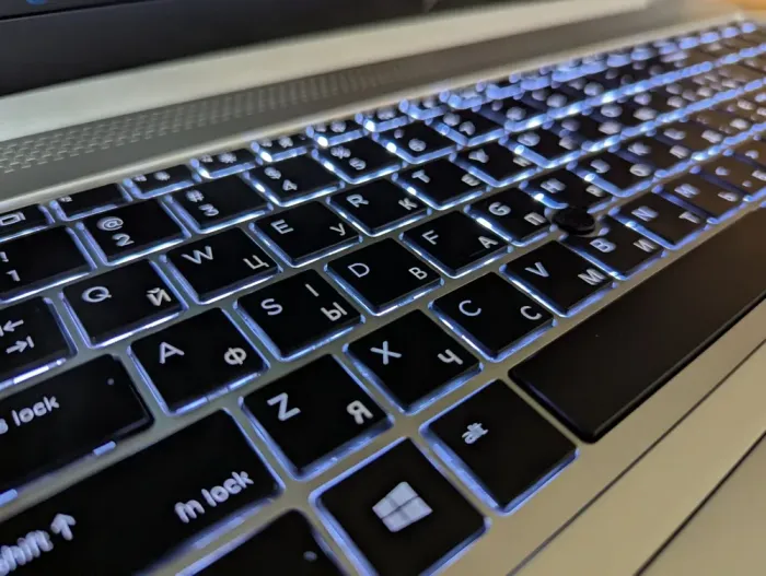 Ультрабук HP EliteBook 850 G6 / 15.6" (1920x1080) IPS / Intel Core i5-8365U (4 (8) ядра по 1.6 - 4.1 GHz) / 16 GB DDR4 / 512 GB SSD / Intel UHD Graphics / HDMI / Fingerprint / Windows 10 б/в - зображення 6