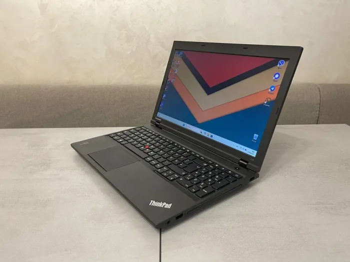 Ноутбук Lenovo ThinkPad L540 / 15.6" (1366x768) TN / Intel Core i5-4210M (2 (4) ядра по 2.6 - 3.2 GHz) / 8 GB DDR3 / 256 GB SSD / Intel HD Graphics 4600 / WebCam б/в - зображення 2