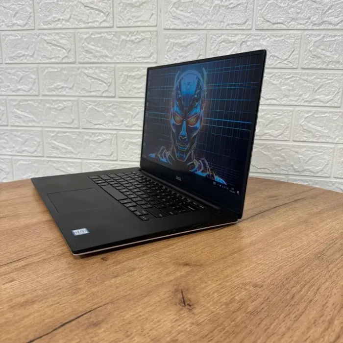 Мобільна робоча станція Б-клас Dell Precision 5510 / 15.6" (1920x1080) IPS / Intel Core i7-6820HQ (4 (8) ядра по 2.7 - 3.6 GHz) / 16 GB DDR4 / 256 GB SSD / nVidia Quadro M1000M, 2 GB GDDR5, 128-bit / WebCam б/в - зображення 5