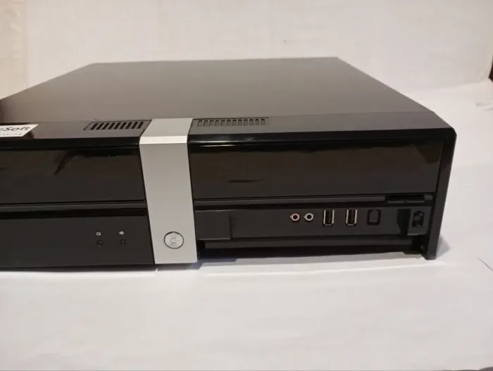 ПК Б-клас HEC 7KJCBS Chassis SFF / AMD Phenom II X2 555 (2 ядра по 3.2 GHz) / 8 GB DDR3 / 128 GB SSD / AMD Radeon Graphics / Win 10 б/в - зображення 5