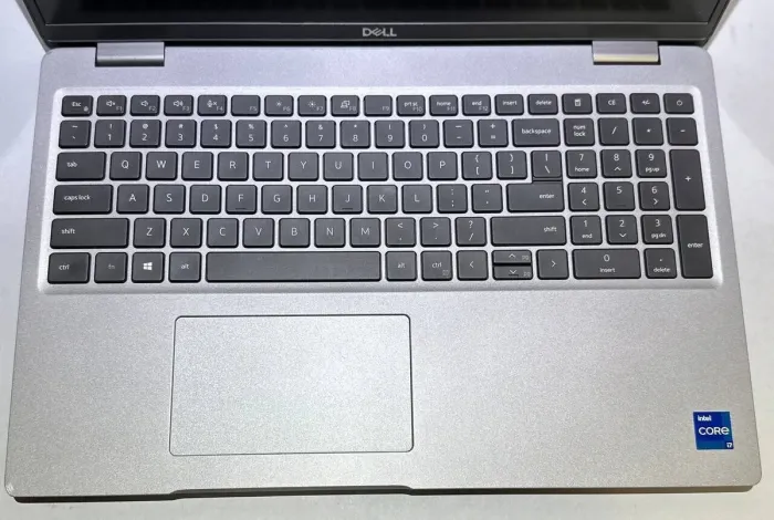 Мобільна робоча станція Б-клас Dell Precision 3560 / 15.6" (1920x1080) TN / Intel Core i7-1165G7 (4 (8) ядра по 2.8 - 4.7 GHz) / 16 GB DDR4 / 256 GB SSD / nVidia Quadro T500, 2 GB GDDR6, 64-bit / WebCam / Win 11 Pro б/в - зображення 8