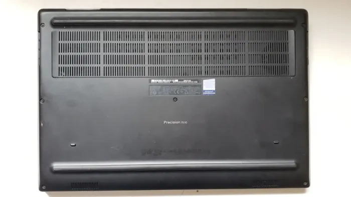 Мобільна робоча станція Dell Precision 7530 / 15,6" (1920x1080) IPS / Intel Core i7-8850H (6 (12) ядер по 2,6 - 4,3 ГГц) / 32 ГБ DDR4 / 128 ГБ SSD + 512 ГБ SSD / nVidia Quadro P2000, 4 ГБ GDDR5, 128-біт / WebCam б/в - зображення 8