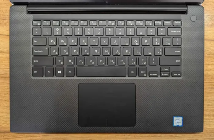 Ігровий ноутбук Dell XPS 15 9570 / 15.6" (1920x1080) IPS / Intel Core i7-8750H (6 (12) ядер по 2.2 - 4.1 GHz) / 16 GB DDR4 / 512 GB SSD / nVidia GeForce GTX 1050 Ti, 4 GB GDDR5, 128-bit / Windows 10 б/в - зображення 3