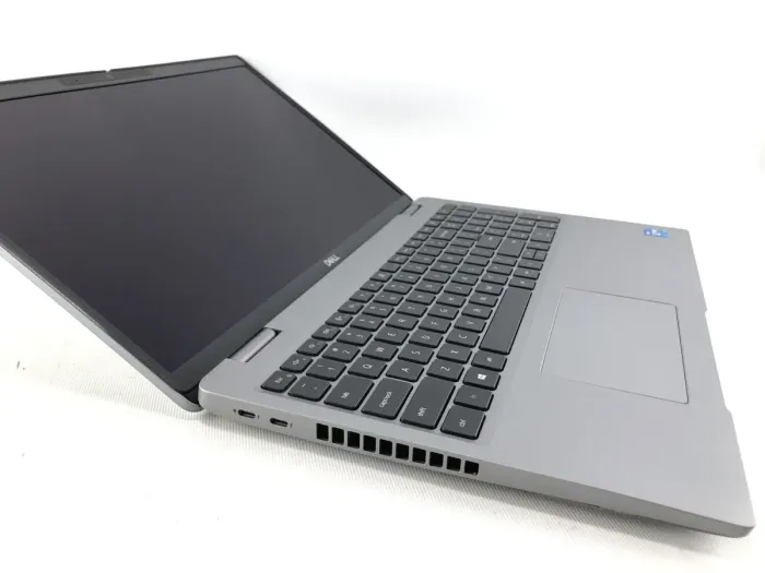 Ультрабук Dell Latitude 5520 / 15.6" (1920x1080) IPS / Intel Core i7-1185G7 (4 (8) ядра по 4.8 GHz) / 16 GB DDR4 / 240 GB SSD / Intel Iris Xe Graphics / WebCam б/в - зображення 3
