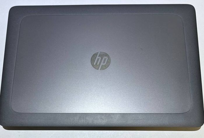 Мобільна робоча станція HP ZBook 17 G4 / 17,3" (1920x1080) IPS / Intel Core i7-7820HQ (4 (8) ядра по 2,9 - 3,9 ГГц) / 64 ГБ DDR4 / 1000 ГБ SSD / nVidia Quadro P5000, 16 ГБ GDDR5, 256-біт / WebCam / Win 11 Pro б/в - зображення 6
