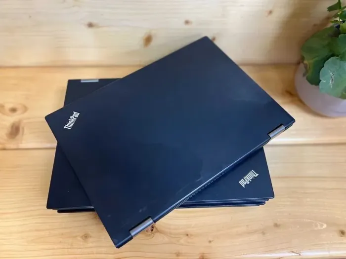 Ультрабук Lenovo ThinkPad X380 Yoga / 13.3" (1920x1080) IPS Touch / Intel Core i5-8250U (4 (8) ядра по 1.6 - 3.4 GHz) / 8 GB DDR4 / 256 GB SSD / Intel UHD Graphics 620 / WebCam / Windows 10 Pro б/в - зображення 8