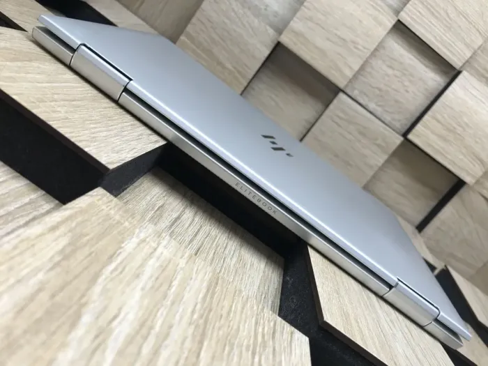 Ноутбук-трансформер Б-клас HP EliteBook x360 1030 G3 / 13.3" (1920x1080) IPS Touch / Intel Core i5-8350U (4 (8) ядра по 1.7 - 3.6 GHz) / 8 GB DDR3 / 256 GB SSD M.2 / Intel UHD Graphics 620 / WebCam / HDMI б/в - зображення 7