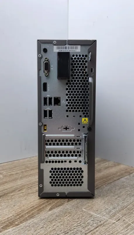 Комп'ютер Lenovo IdeaCentre 3 07ADA05 SFF / AMD Ryzen 3 3250U (2 (4) ядра по 2.6 - 3.5 GHz) / 8 GB DDR4 / 256 GB SSD M.2 / AMD Radeon Graphics б/в - зображення 6