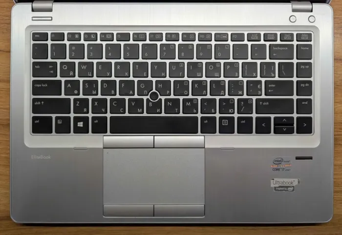 Ноутбук HP EliteBook Folio 9470m / 14" (1600x900) TN / Intel Core i7-3687U (2 (4) ядра по 2.1 - 3.3 GHz) / 8 GB DDR3 / 240 GB SSD / Intel HD Graphics 4000 / WebCam / Fingerprint / Windows 10 б/в - зображення 3