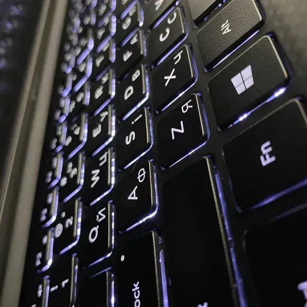 Ігровий ультрабук Dell XPS 15 9570 / 15.6" (1920x1080) IPS / Intel Core i5-8300H (4 (8) ядра по 2.3 - 4.0 GHz) / 16 GB DDR4 / 512 GB SSD / nVidia GeForce GTX 1050, 4 GB GDDR5, 128-bit / WebCam / HDMI б/в - зображення 6