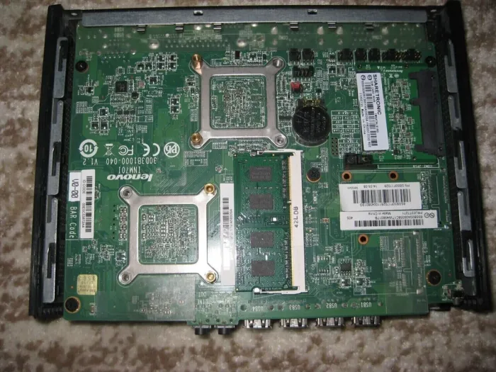 Неттоп Lenovo ThinkCentre M32 USFF / Intel Celeron 847 (2 ядра по 1.1 GHz) / 4 GB DDR3 / 120 GB SSD / Intel HD Graphics / Windows 7  б/в - зображення 5