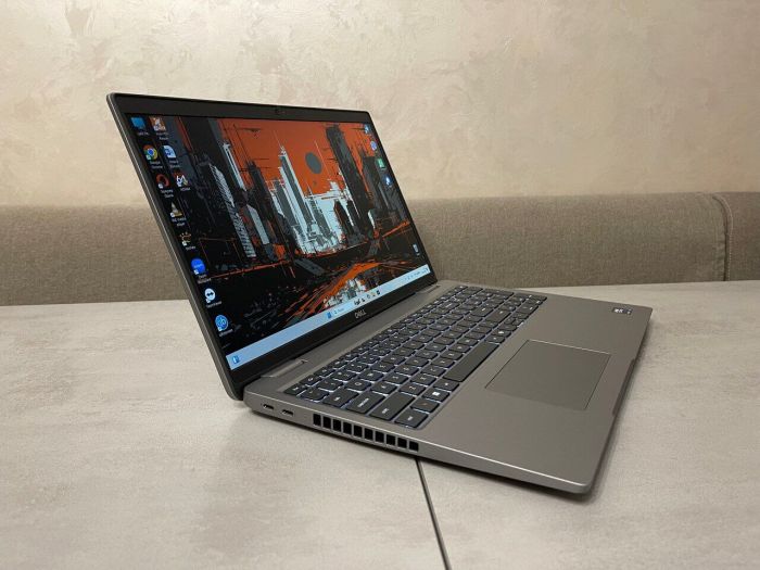 Ультрабук Dell Latitude 5550 / 15.6" (1920x1080) IPS / Intel Core Ultra 5 125U (12 (14) ядер по 1.3 - 4.3 GHz) / 16 GB DDR5 / 256 GB SSD M.2 / Intel Graphics / WebCam б/в - изображение 5
