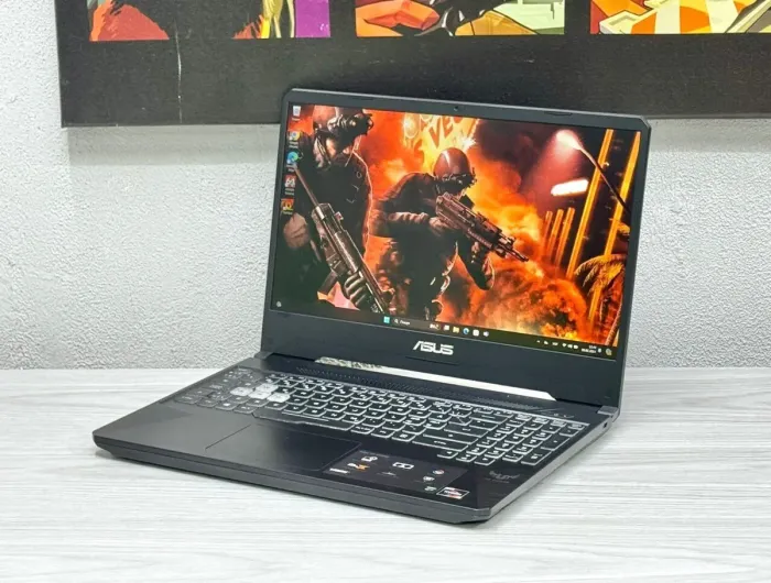 Ігровий ноутбук Asus TUF FX505D / 15.6" (1920x1080) IPS / AMD Ryzen 5 3550H (4 (8) ядра по 2.1 - 3.7 GHz) / 16 GB DDR4 / 512 GB SSD M.2 / nVidia GeForce GTX 1650, 4 GB GDDR5, 128-bit / WebCam / Win 11 Home б/в - зображення 4