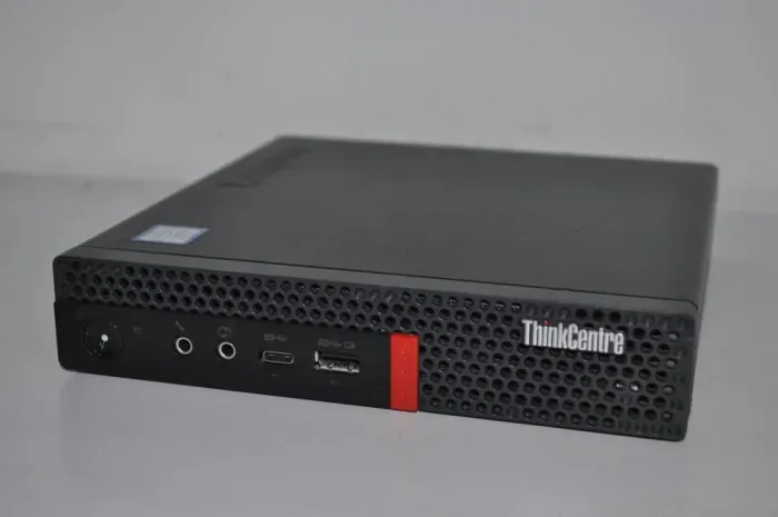 Неттоп Lenovo ThinkCentre M720q Tiny USFF / Intel Core i5-8400T (6 ядер по 1.7 - 3.3 GHz) / 32 GB DDR4 / 512 GB SSD / Intel UHD Graphics 630 / Wi-Fi / Windows 11 Pro б/в - зображення 4