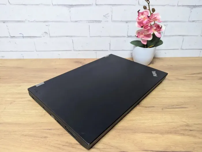 Ноутбук Lenovo ThinkPad L560 / 15.6" (1366x768) TN / Intel Core i5-6200U (2 (4) ядра по 2.3 - 2.8 GHz) / 8 GB DDR3 / 128 GB SSD / Intel HD Graphics 520 / WebCam / DVD-ROM б/в - зображення 8