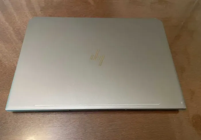 Робоча станція HP ZBook Studio G5 / 15.6" (1920x1080) IPS / Intel Xeon E-2176M (6 (12) ядер по 2.7 - 4.4 GHz) / 32 GB DDR4 / 512 GB SSD / nVidia Quadro P2000, 5 GB GDDR5, 160-bit / WebCam / WebCam / WebCam б/в - зображення 3