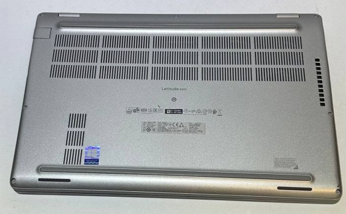 Ноутбук Dell Latitude 5510 / 15.6" (1920x1080) IPS / Intel Core i7-10610U (4 (8) ядра по 1.8 - 4.9 GHz) / 16 GB DDR4 / 256 GB SSD / Intel UHD Graphics / WebCam б/в - зображення 7