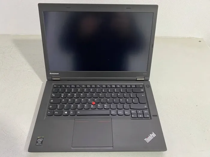 Ноутбук Б-клас Lenovo ThinkPad T440p / 14" (1920x1080) TN / Intel Core i7-4600M (2 (4) ядра по 2.9 - 3.6 GHz) / 8 GB DDR3 / 240 GB SSD / Intel HD Graphics 4600 б/в - зображення 2