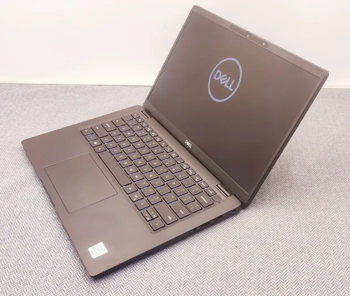 Ультрабук Dell Latitude 7410 / 14" (3840x2160) IPS / Intel Core i7-10610U (4 (8) ядра по 1.8 - 4.9 GHz) / 32 GB DDR4 / 512 GB SSD M.2 / Intel UHD Graphics / WebCam б/в - зображення 5