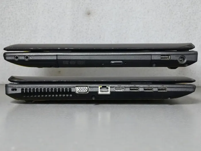 Ноутбук Lenovo G770 / 17.3" (1600x900) TN / Intel Pentium B960 (2 ядра по 2.2 GHz) / 8 GB DDR3 / 120 GB SSD / Intel HD Graphics / WebCam б/в - зображення 2