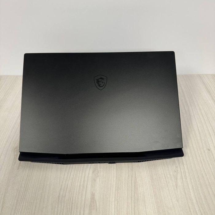 Ігровий ноутбук MSI Stealth GS77 12UE / 17.3" (1920x1080) IPS / Intel Core i7-12700H (14 (20) ядер по 2.3 - 4.7 GHz) / 16 GB DDR5 / 1000 GB SSD NVMe / nVidia GeForce RTX 3060, 6 GB GDDR6, 192-bit / WebCam б/в - зображення 3