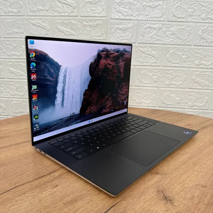Ігровий ноутбук Б-клас Dell XPS 15 9510 / 15.6" (3840x2160) IPS Touch / Intel Core i9-11900H (8 (16) ядер по 2.1 - 4.9 GHz) / 16 GB DDR4 / 512 GB SSD / nVidia GeForce RTX 3050 Ti, 4 GB GDDR6, 128-bit / WebCam б/в - зображення 4